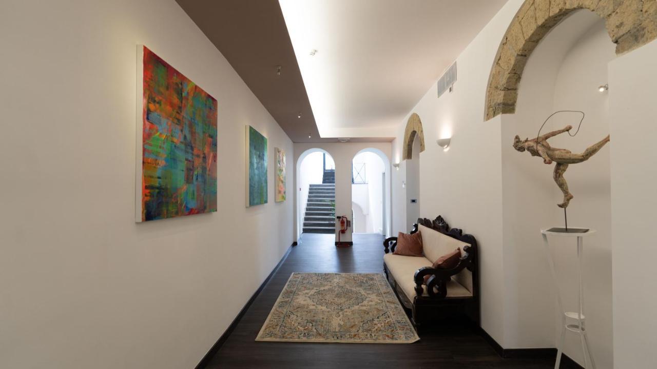 Palazzo Cappuccini Art Relais Hotel Napoli Bagian luar foto