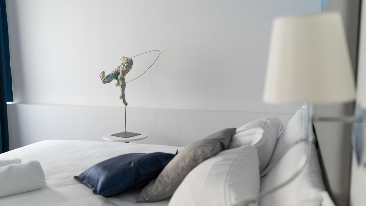Palazzo Cappuccini Art Relais Hotel Napoli Bagian luar foto