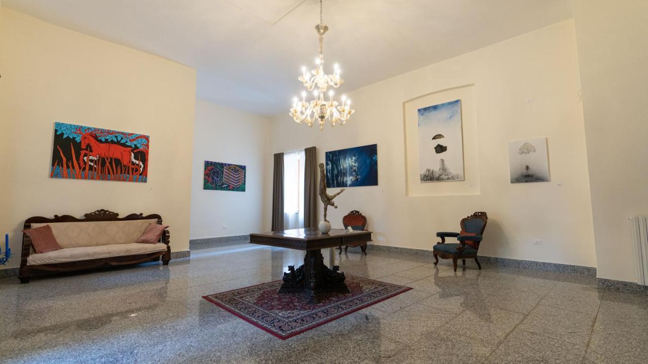 Palazzo Cappuccini Art Relais Hotel Napoli Bagian luar foto