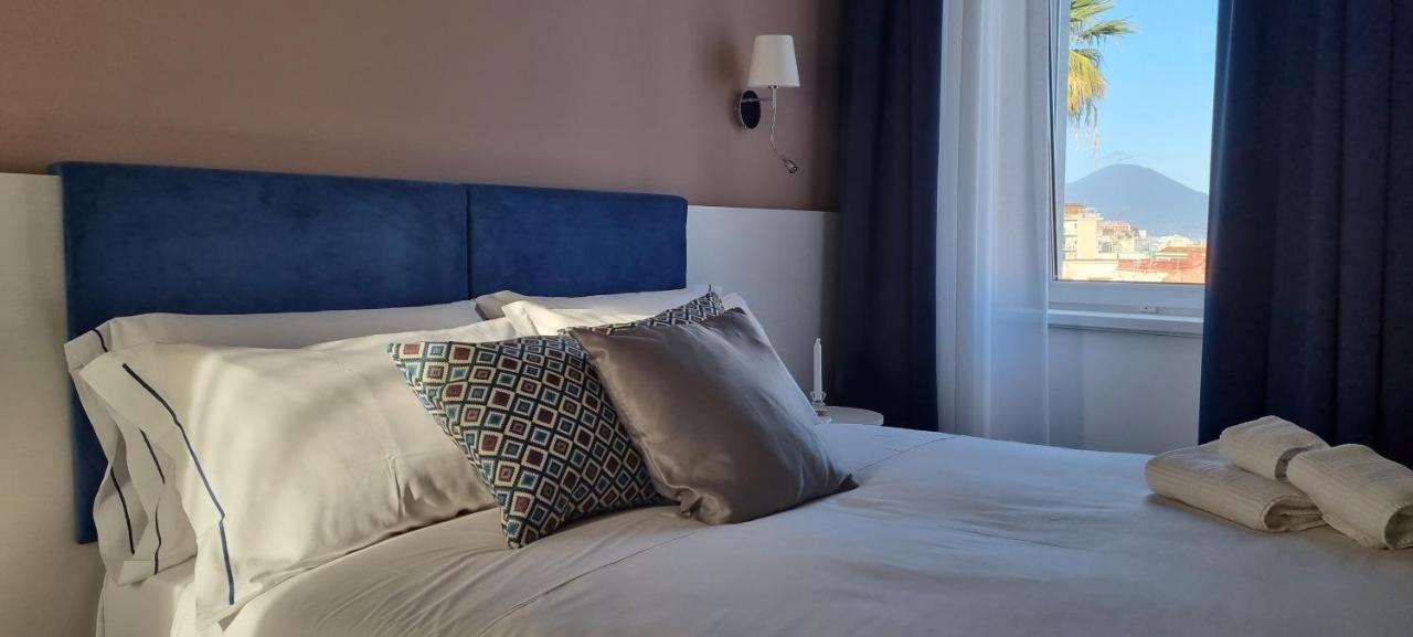 Palazzo Cappuccini Art Relais Hotel Napoli Bagian luar foto