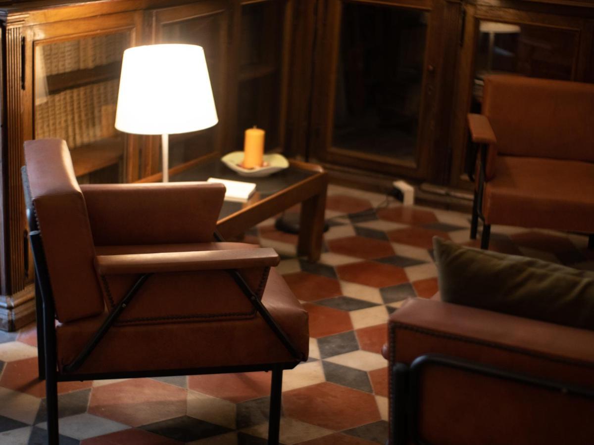 Palazzo Cappuccini Art Relais Hotel Napoli Bagian luar foto