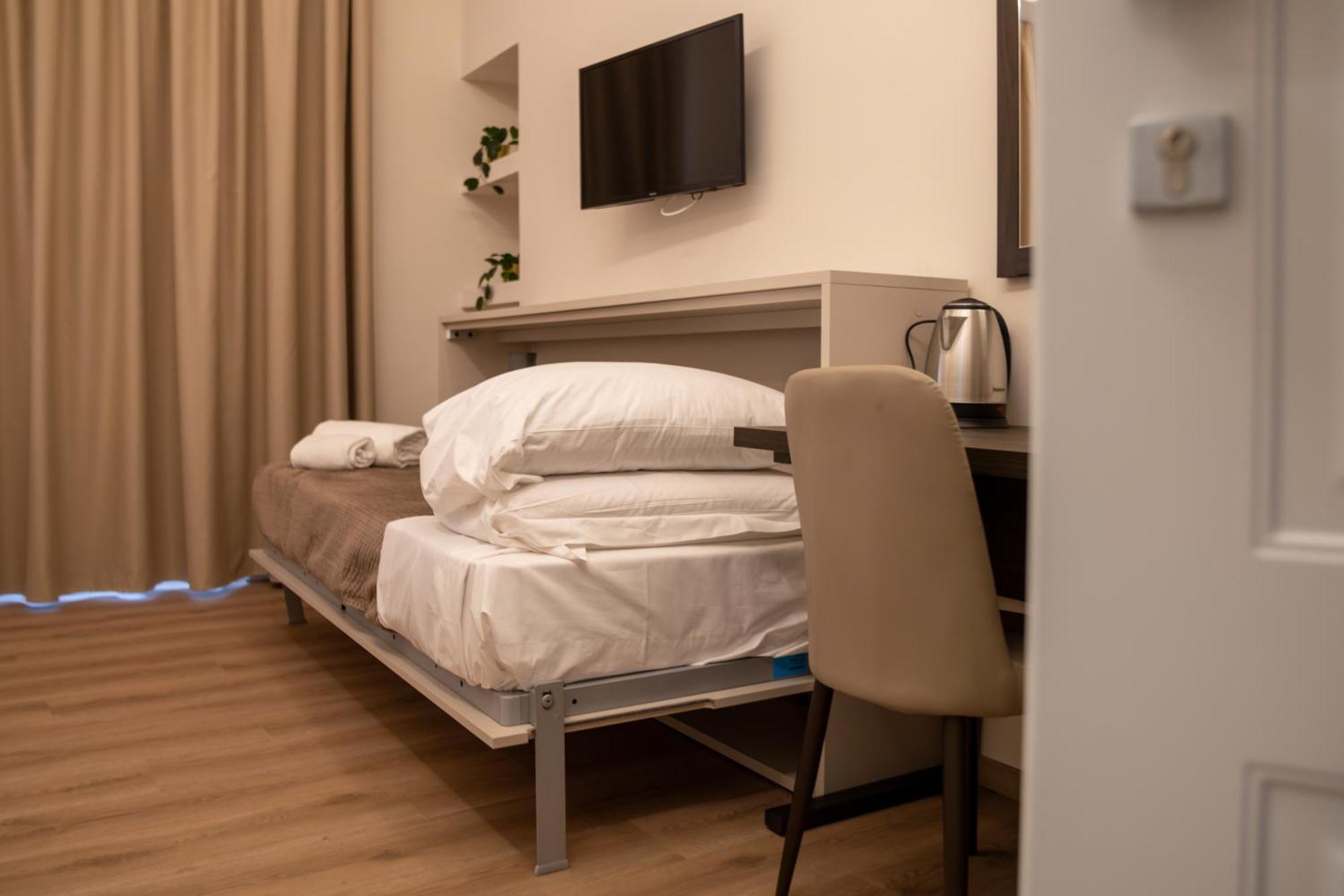 Palazzo Cappuccini Art Relais Hotel Napoli Bagian luar foto